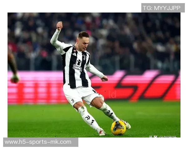 米兰仍追求DV9尤文球员希望续约但不愿降薪